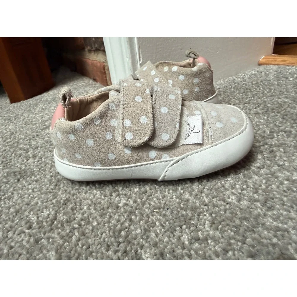 Little Love Bug Polka Dot Suede Minimalist Shoes Tan Pink Size 6 Toddler
